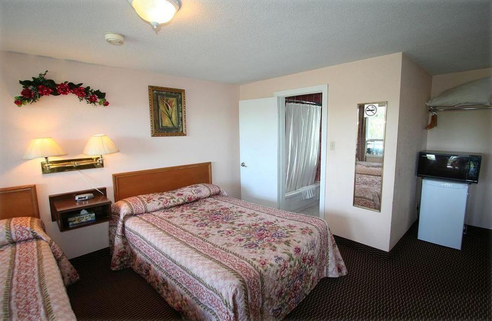Campbellford River Inn Εξωτερικό φωτογραφία