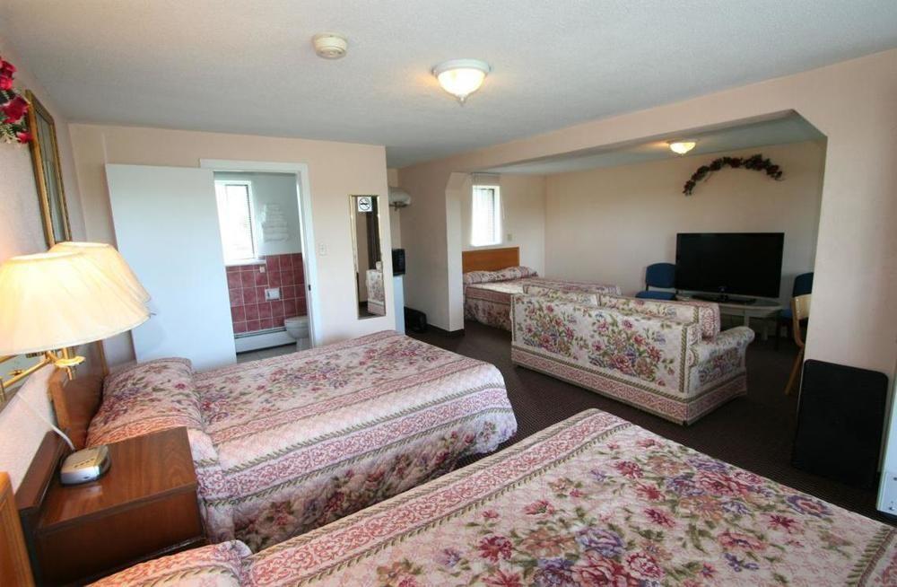 Campbellford River Inn Εξωτερικό φωτογραφία