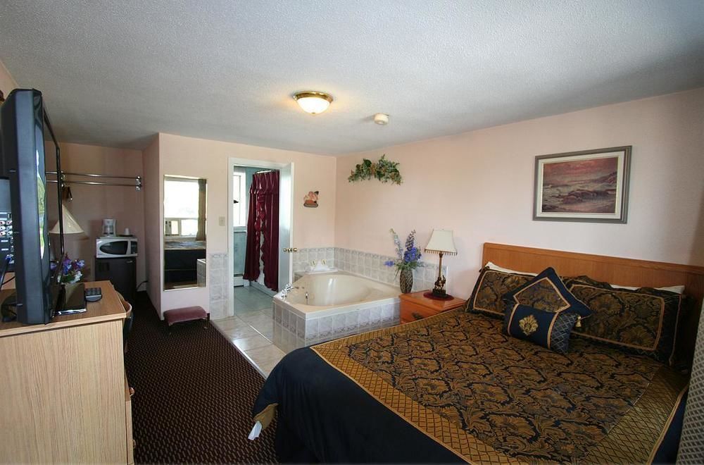 Campbellford River Inn Εξωτερικό φωτογραφία