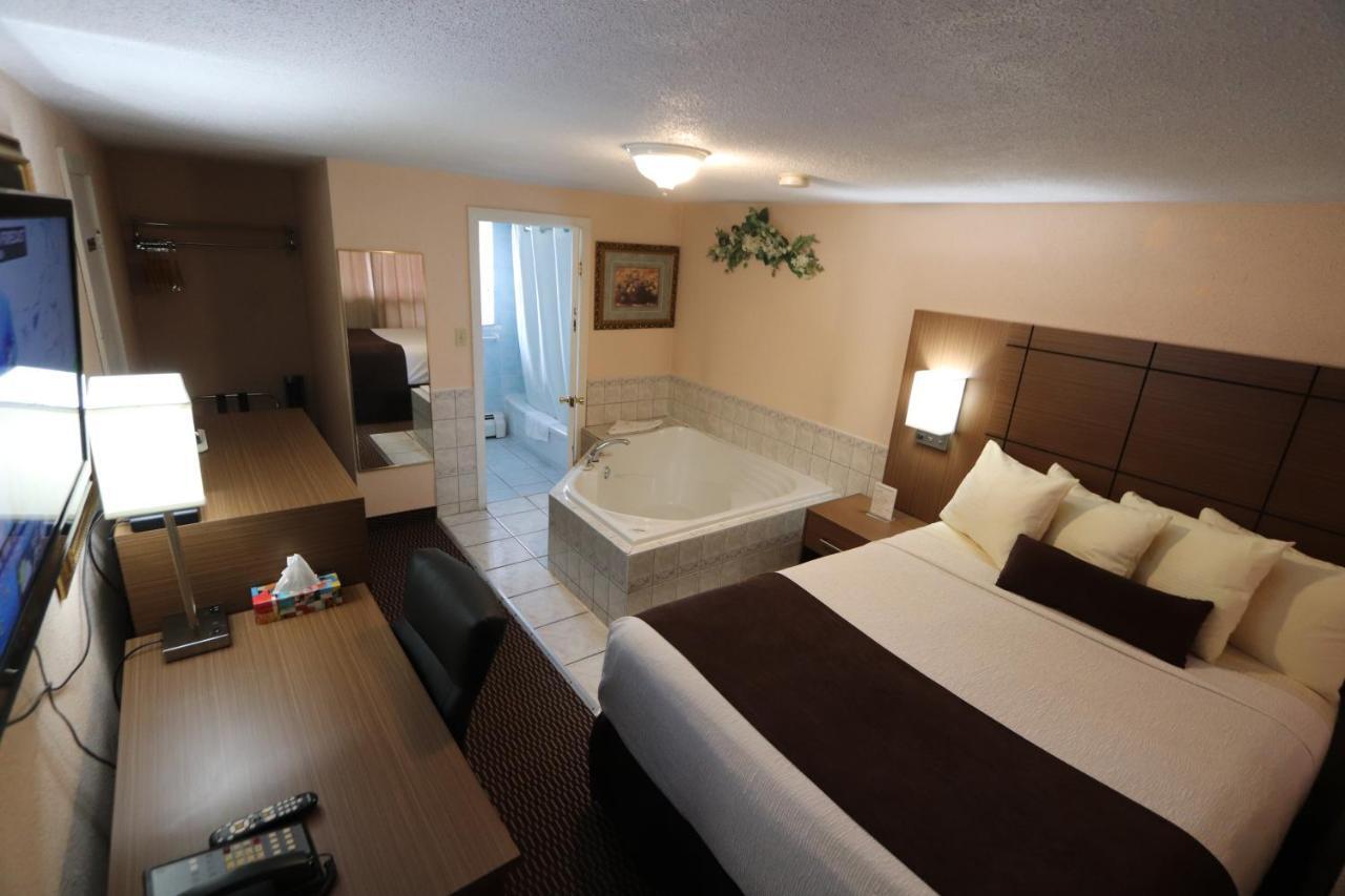 Campbellford River Inn Εξωτερικό φωτογραφία