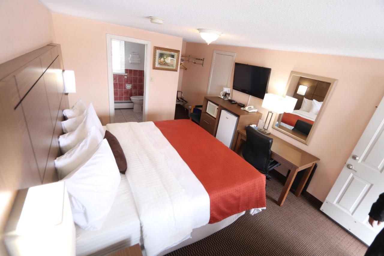 Campbellford River Inn Εξωτερικό φωτογραφία